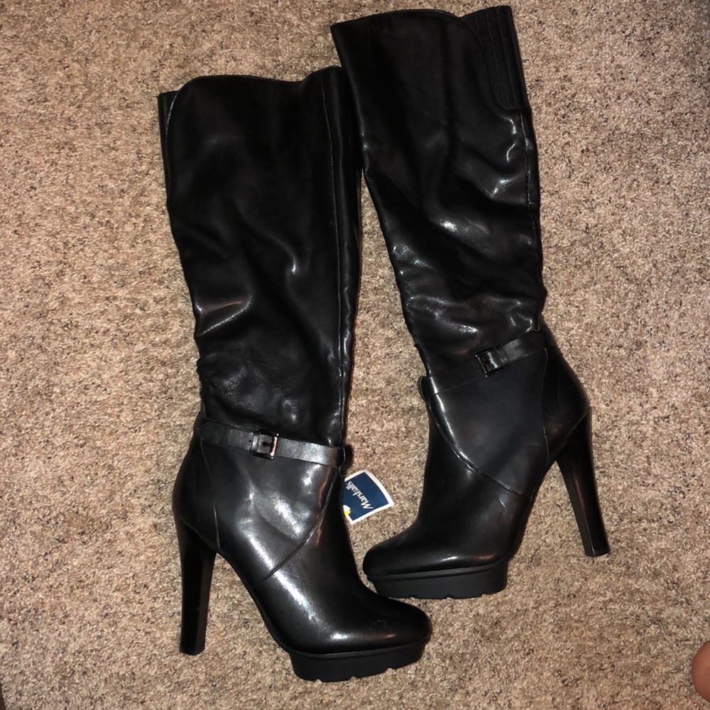 Heel boots